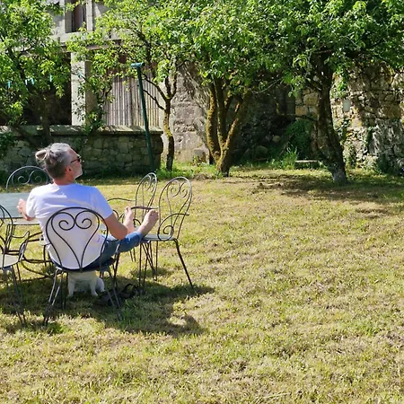 Le Convivial Bed and breakfast Lohuec